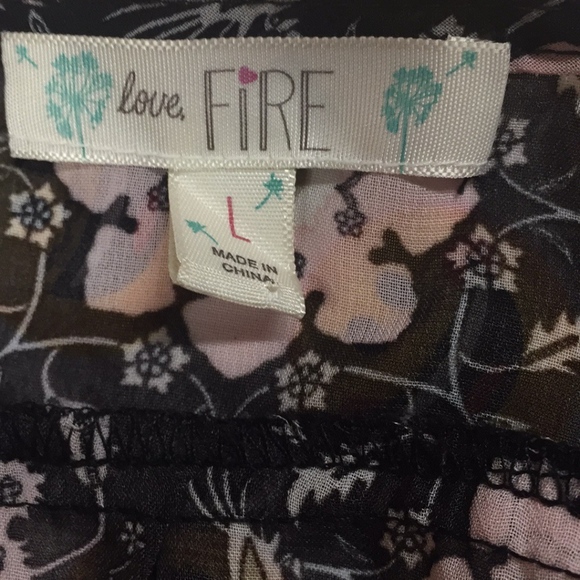 Love Fire sheer floral crop top blouse - Picture 6 of 6